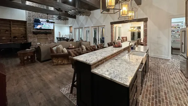Lufkin Floors Unlimited, Inc.: Transform Huntington, TX Residences with Style